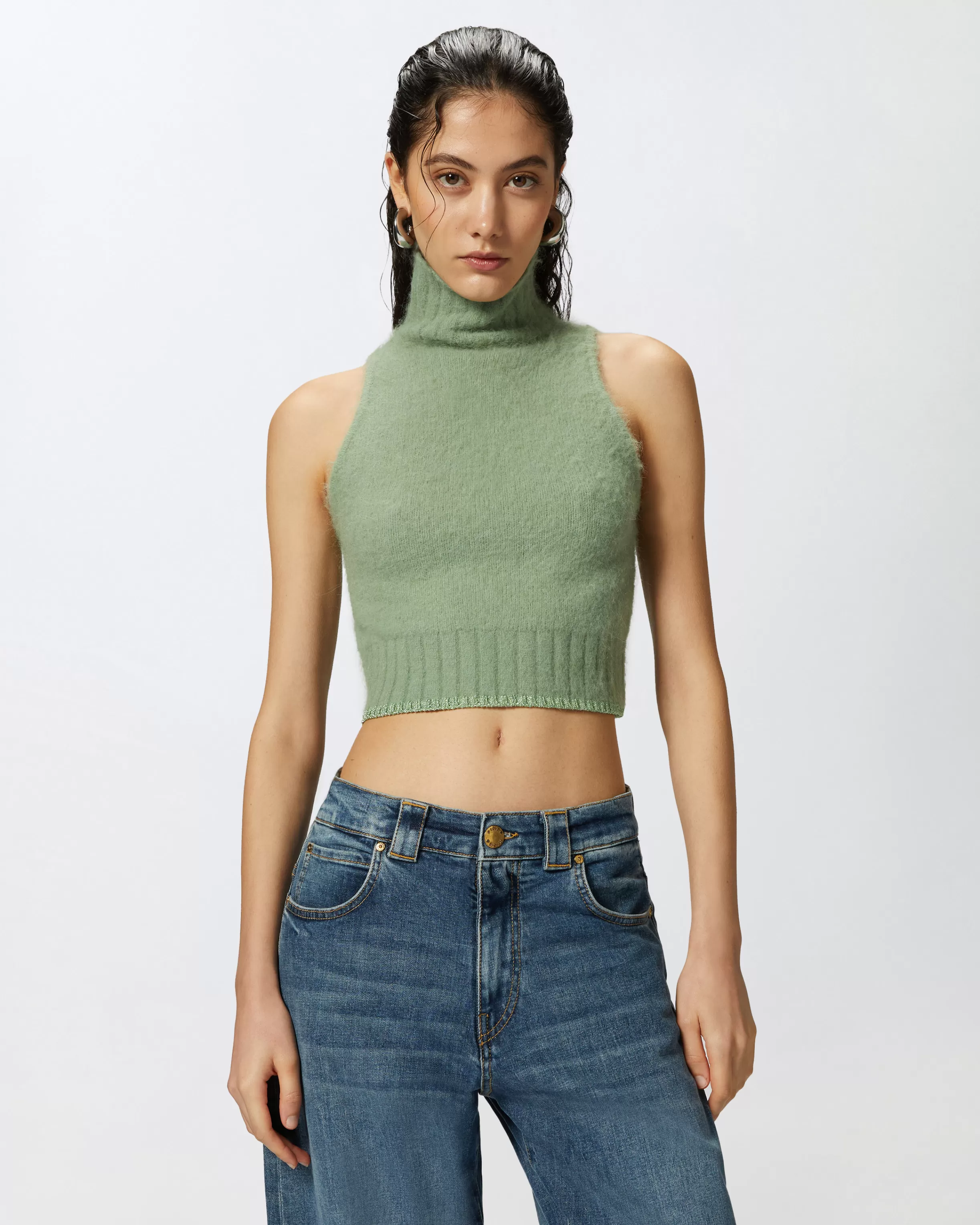 Flash Sale Crop top smanicato in maglia soft Maglioni