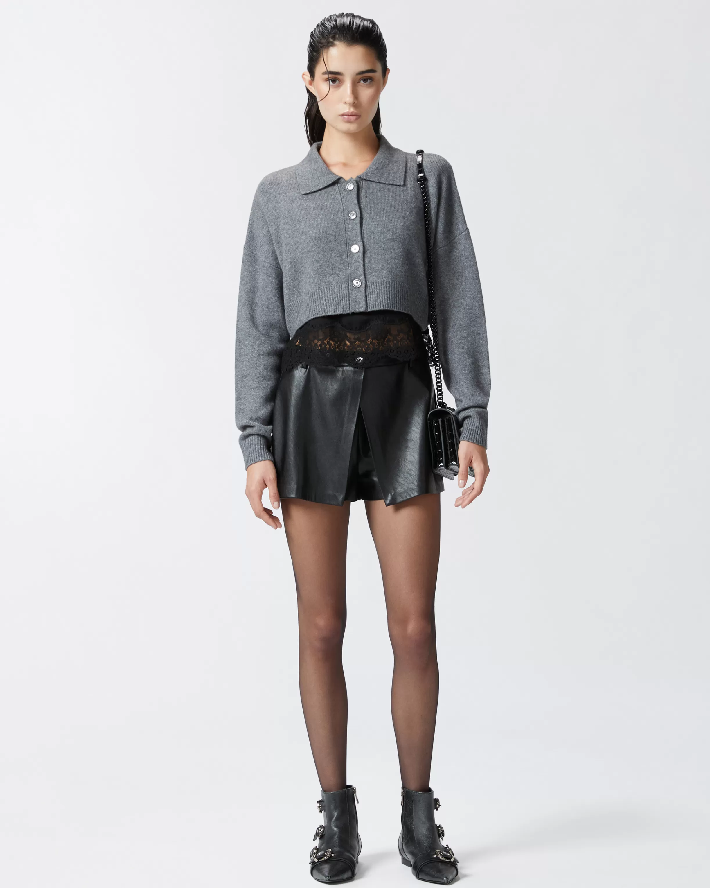 Fashion Shorts effetto pelle con bottone Shorts